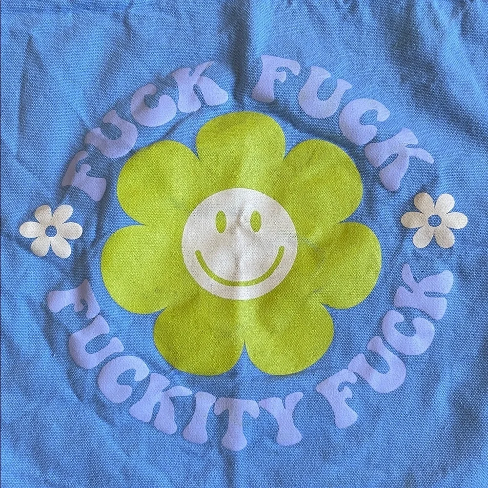 Thinking Out Of Turn Blue Mini Tote Bag with Smiley Flower Design Quote - Picture 8 of 8